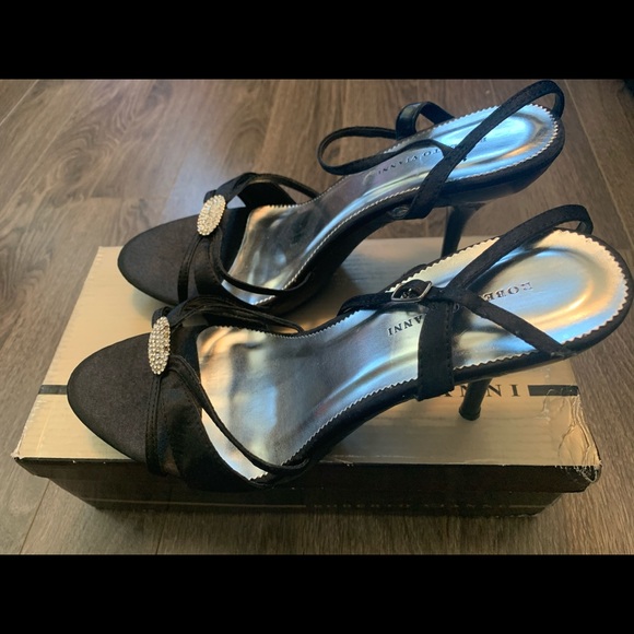 High Heels Sandals. - Picture 2 of 6